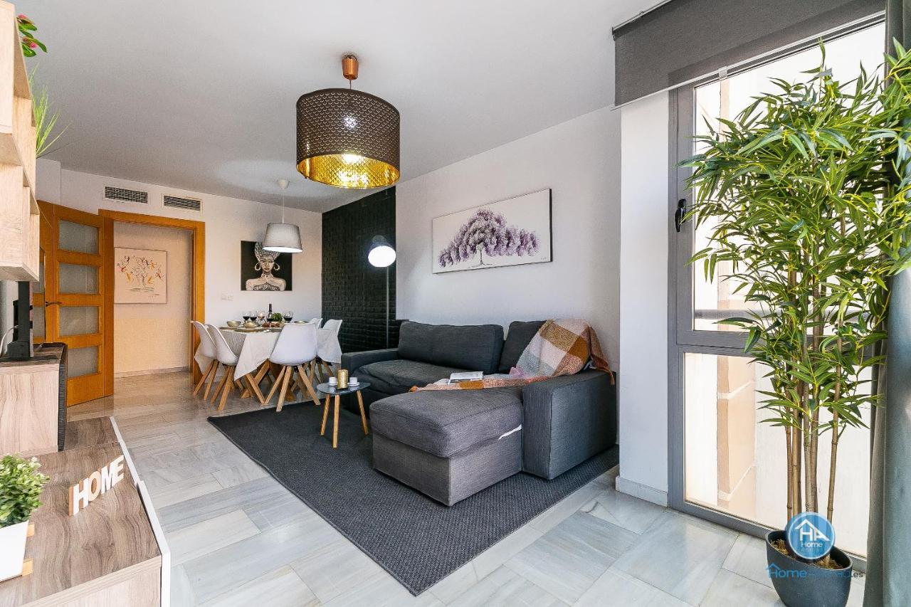 Premium Penthouse With Roof Terrace And Parking In Carlos Haya มาลากา ภายนอก รูปภาพ