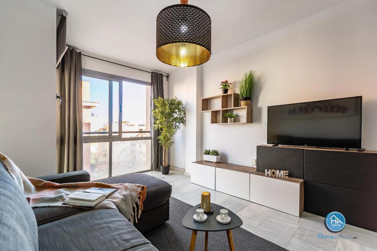 Premium Penthouse With Roof Terrace And Parking In Carlos Haya มาลากา ภายนอก รูปภาพ